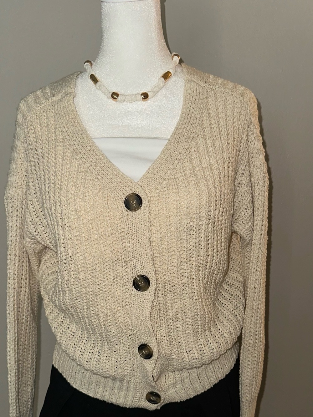 moon & madison Cream V-Neck Chunky Knit Button-Front Sweater